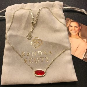 ✨24 HOUR SALE ELISA GOLD PENDANT NECKLACE ✨ NWOT